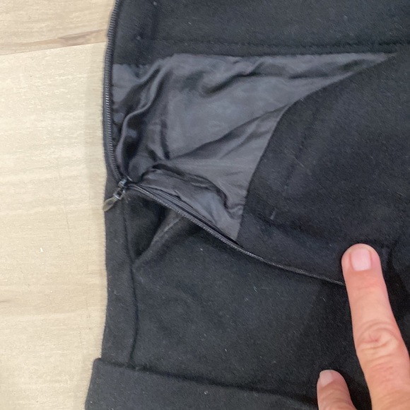 Natze Wool Shorts - Picture 4 of 13